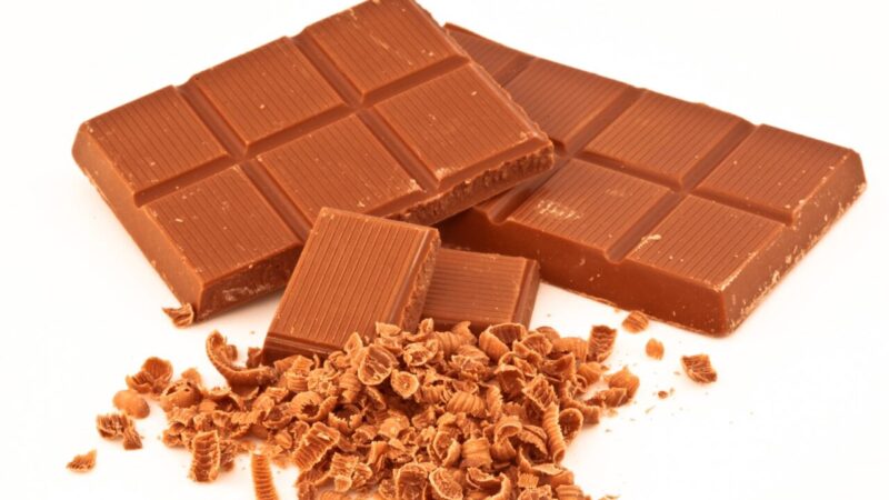 Décodage du chocolat: Les différences entre le chocolat noir, au lait et blanc