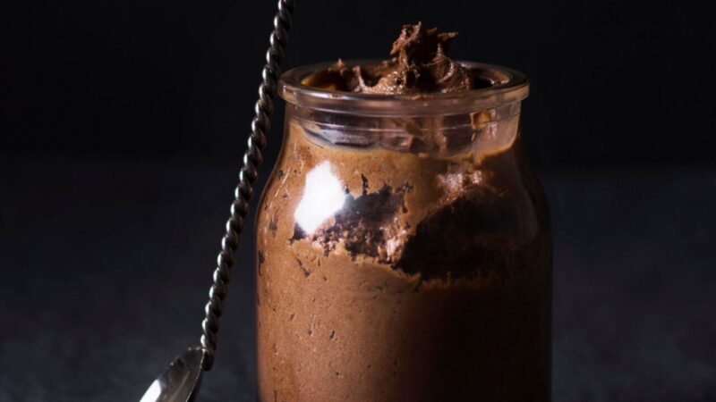 Mousse au chocolat au Thermomix : légère, intense et bien prise