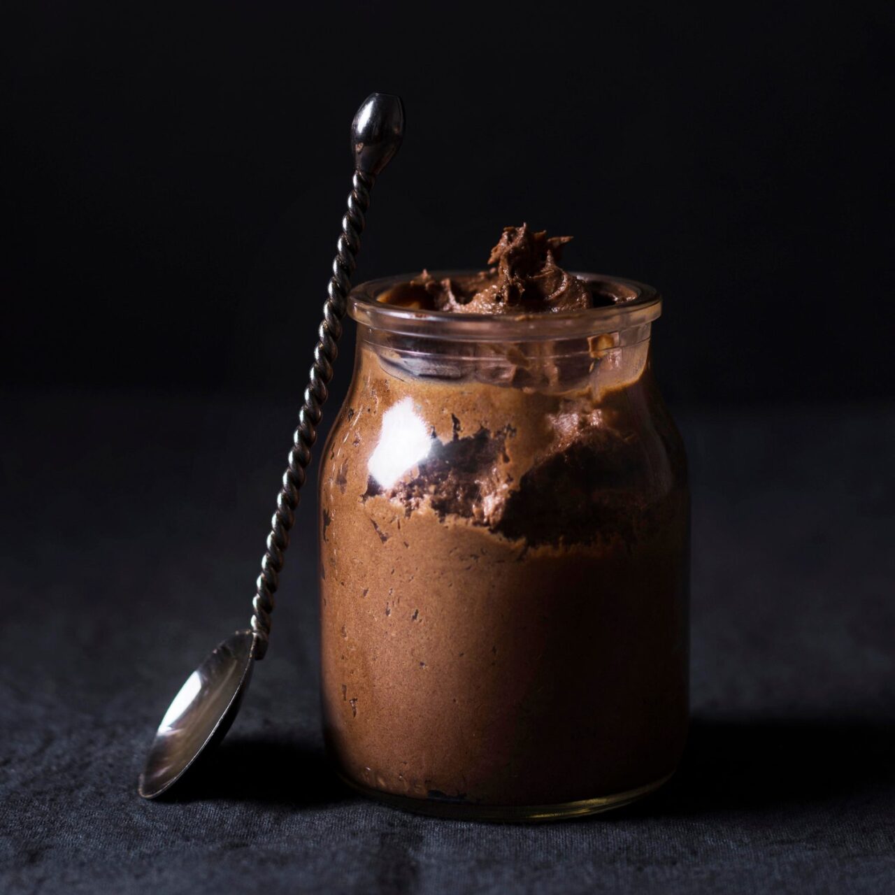 Mousse au chocolat au Thermomix : légère, intense et bien prise